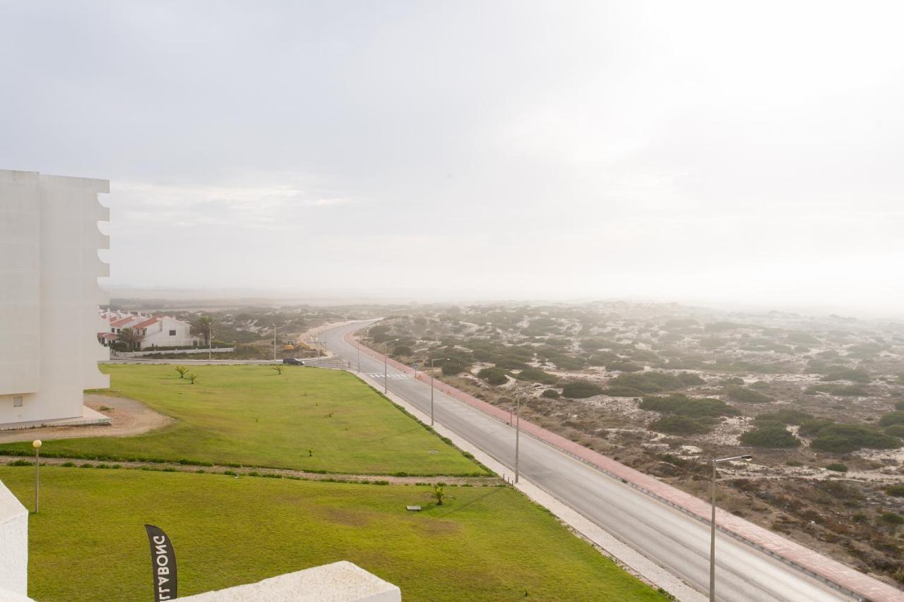 Maresia - Beachfront Peniche Apartment 外观 照片